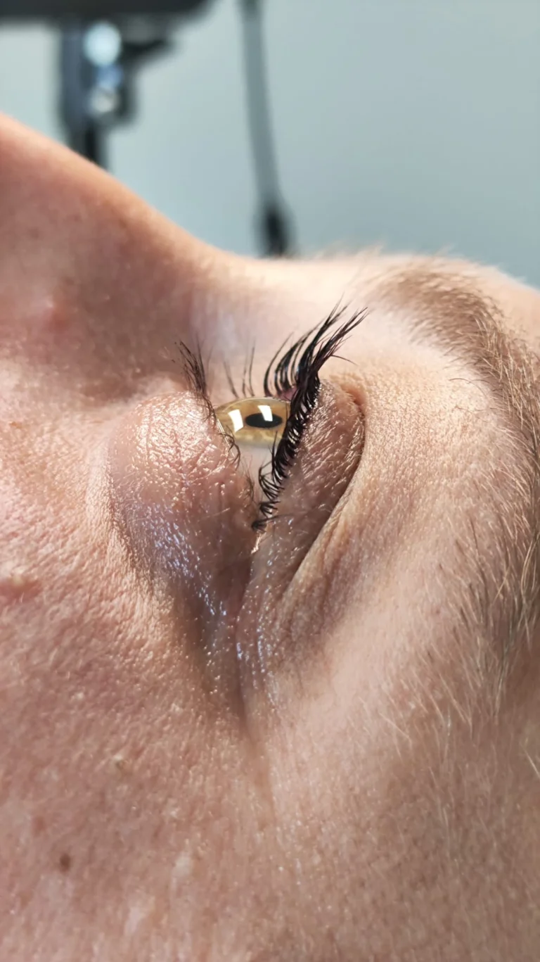 2935318f-40b7-43ea-bd99-57ddd03c143e