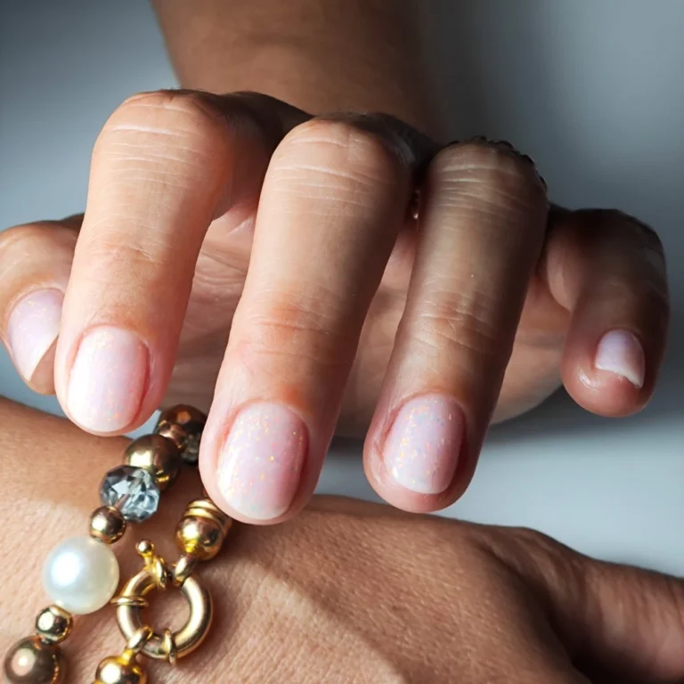 37600852-4d3c-41a4-b1fd-b4fe7dba5a03